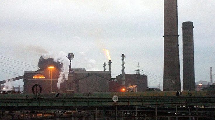Ex Ilva, si riaccende l’altoforno. Via libera Ue al prestito ponte
