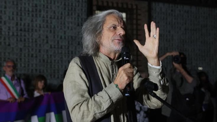 Bruxelles, il reading di Alessandro Bergonzoni per la giornata dei risvegli