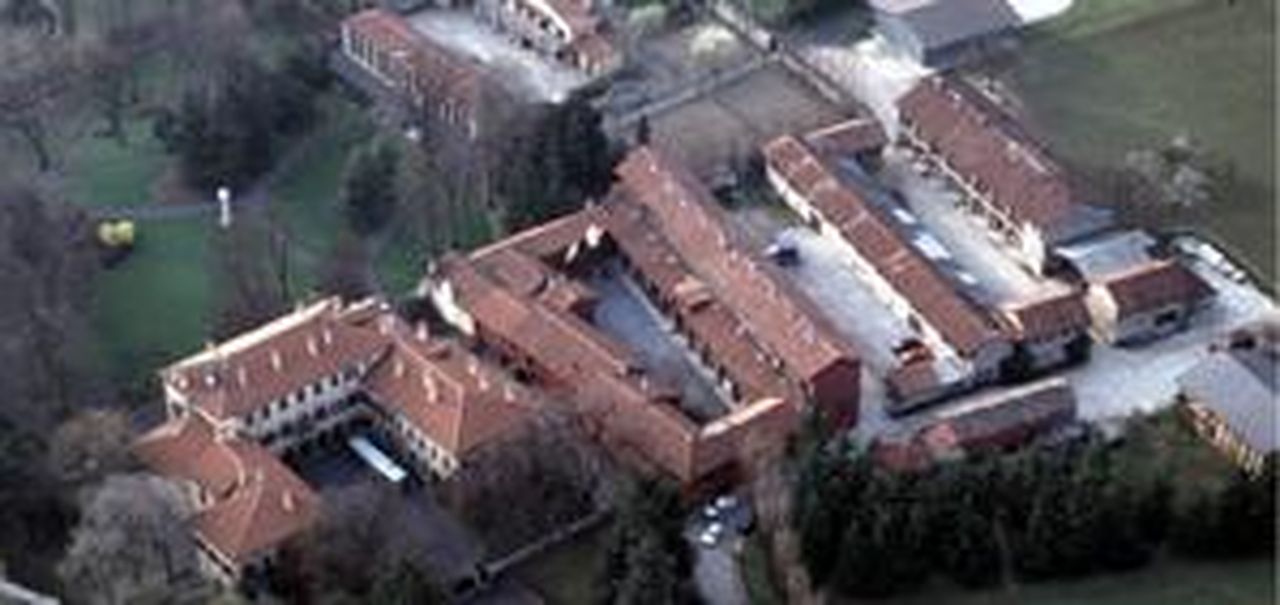 Nuova Villa Berlusconi Si Fa Arcore 2 La Stampa