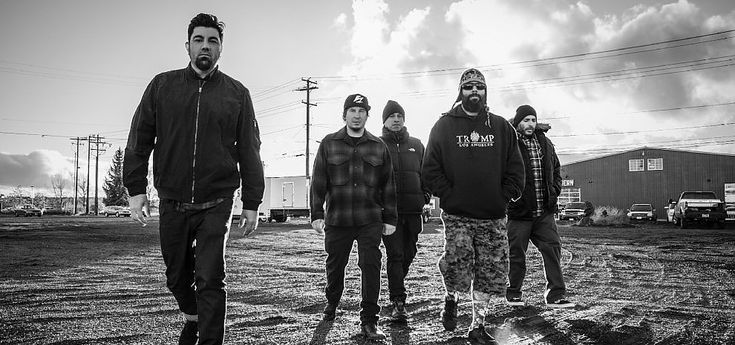 C'era una volta il nu-metal. Il viaggio dei Deftones continua con "Gore" 