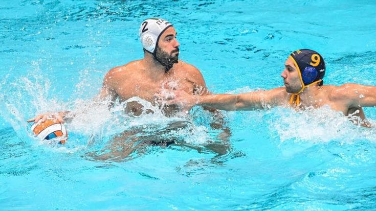 Europei pallanuoto, il Settebello travolge Montenegro e vola in semifinale