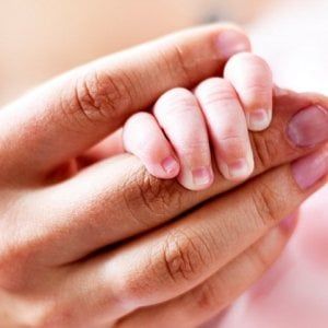 Prematuri, ogni anno sono 40.000. Come farli nascere sani e salvi