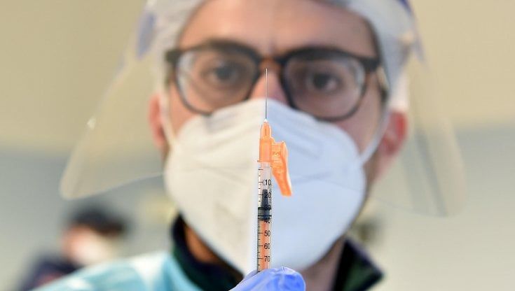 Covid, chi vaccina di più e chi meno in Piemonte: ecco la pagella dei Comuni 