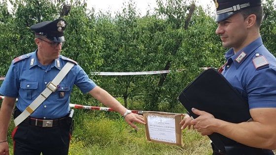 Padre, madre e figlio trovati morti a Capua: ipotesi duplice omicidio-suicidio
