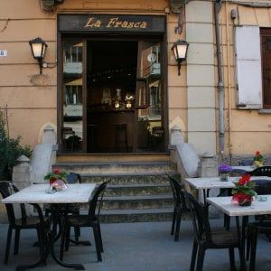 Bologna, incendio all'osteria "La Frasca": "Chiuderemo qualche settimana"