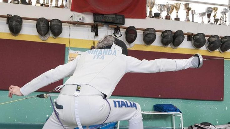 Scherma, all’istituto Martuscelli di Napoli 40 atleti non vedenti in pedana