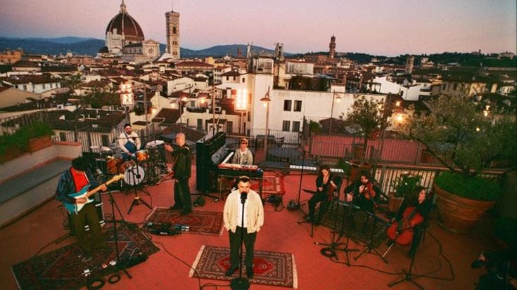 Auditorium Conciliazione, Coez canta le canzoni dalla terrazza: “La mia isola felice”