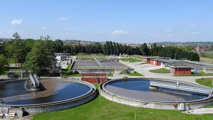 Energia pulita dalle acque reflue: i depuratori trasformati in “miniere urbane”