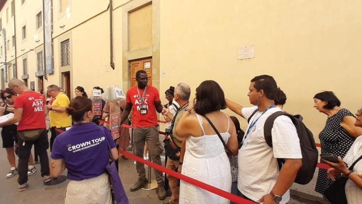 Musei, contro i bagarini nuove regole per i gruppi e le liste dei partecipanti