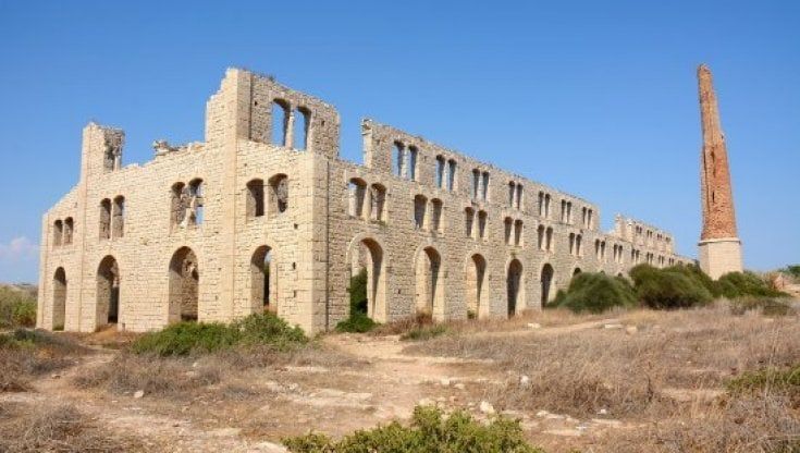 Incuria e abbandono, la soprintendenza di Ragusa lancia l'allarme per la "Mannara" di Montalbano