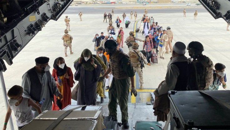 Afghanistan, nella mente dei talebani: il racconto di Daniele Mastrogiacomo