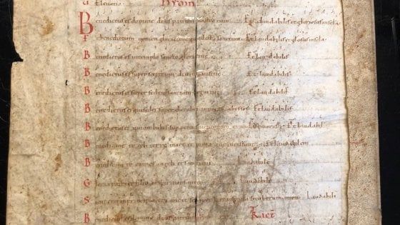La guerra degli antichi spartiti, dopo l'antifonario di Pavia spunta a Novara un graduale di inizio XI secolo