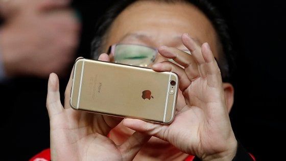 Marchi globali, Apple si conferma in testa alla classifica di Forbes