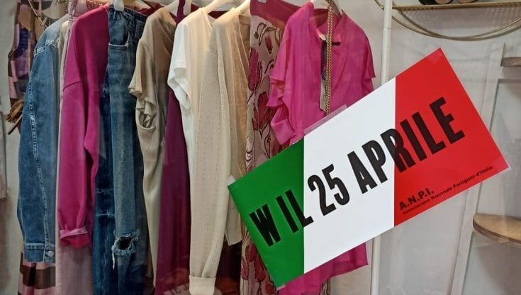 La battaglia dei manifesti, non c'è spazio per il 25 aprile 