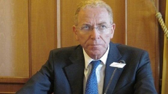 Oncologi europei premiano italiano Sobrero per studi cancro colon 