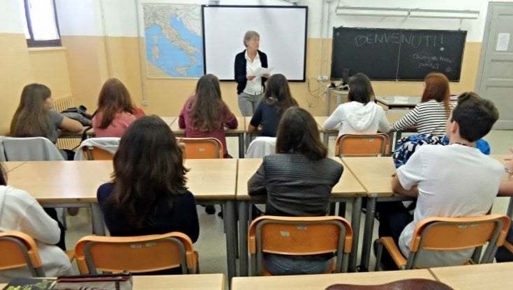 Covid e scuola: ora le più coinvolte sono le classi superiori 