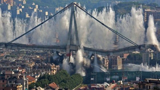 Autostrade al Mit: "Non sono stati violati i contratti". Toninelli rilancia: "Revoca sarà totale"