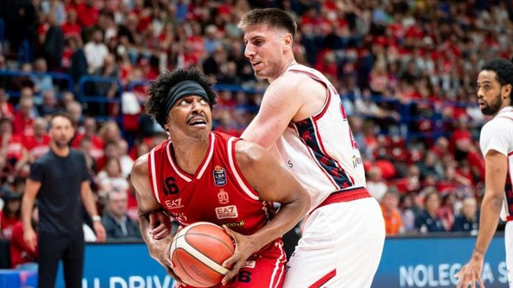 Playoff basket, l’Armani comincia bene la serie con Reggio. Poeta: “Ancora più duri”