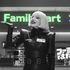 Giappone, Lady Gaga commessa da FamilyMart: lo spot per attirare giovani lavoratori