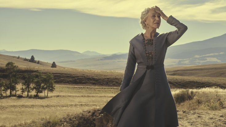 Helen Mirren confessa da Hollywood: "Il mio sogno? Aprire un piccolo teatro in Puglia nel giardino della mia masseria"