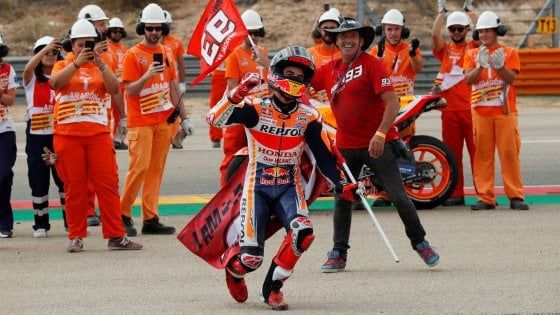 MotoGp, Aragon: Marquez senza rivali, Dovizioso rimonta ed è secondo 