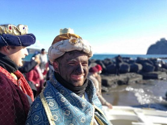 Ischia, Epifania di bellezza: i Re Magi arrivano dal mare