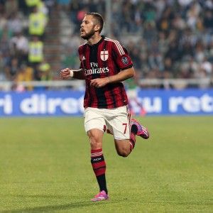 Il tacco e la follia lo sfacciato Menez: "Io non difendo con me ci si diverte"