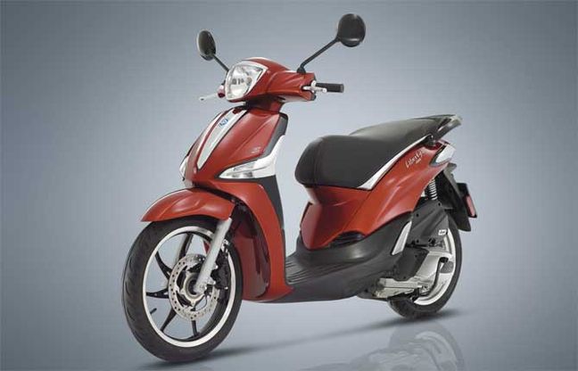 Scooter? A ruota alta è meglio. Ecco la festa Piaggio