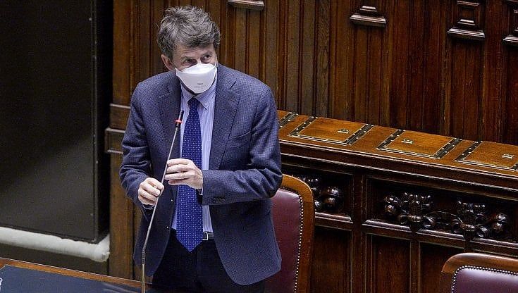 Palermo, "Via dei librai" sul web. Orlando invita Franceschini: “Ti aspettiamo sul Cassaro”