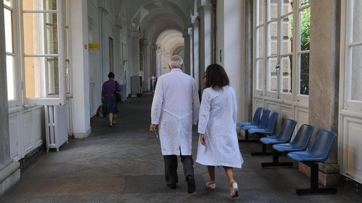 Galliera, errore sui conti. I medici devono restituire fino a 1.500 euro a testa