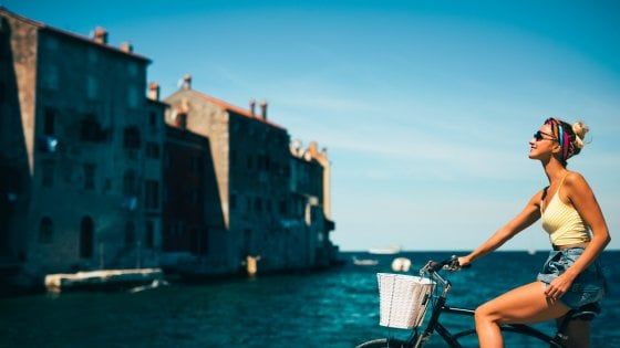 Sostenibilità e risparmio: la bici elettrica fenomeno del momento