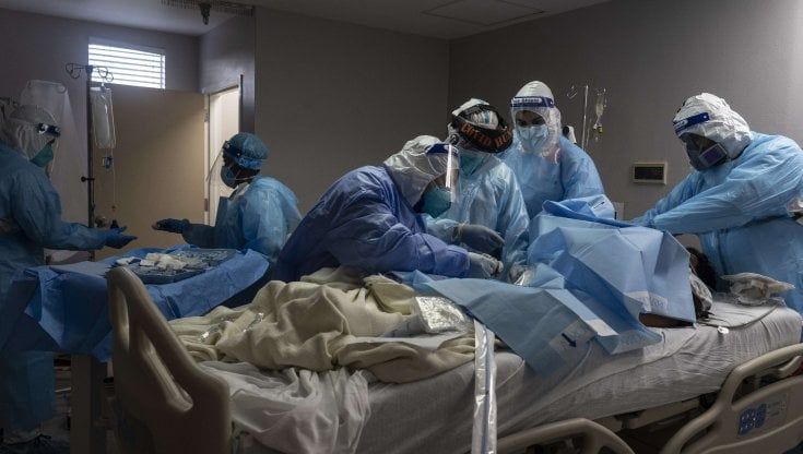 Coronavirus, la Francia estende il lockdown per altre due settimane