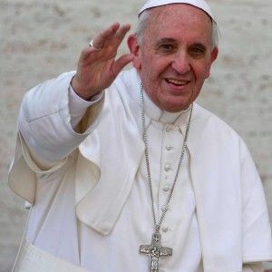 Papa: "Basta sfruttamento dell'uomo da parte dell'uomo. Non c'&egrave; futuro senza pace"