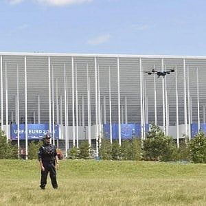 Europei, Italia-Germania: droni e periscopio per garantire l'ordine pubblico