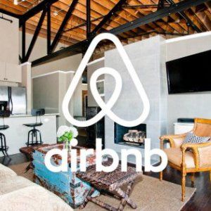 Airbnb, in Italia i proprietari guadagnano 2.300 euro all'anno: a Firenze quasi il triplo