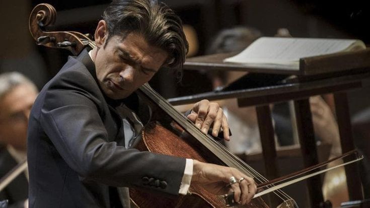 Il grande ritorno di Gautier Capuçon al Petruzzelli: è l’ambasciatore del violoncello