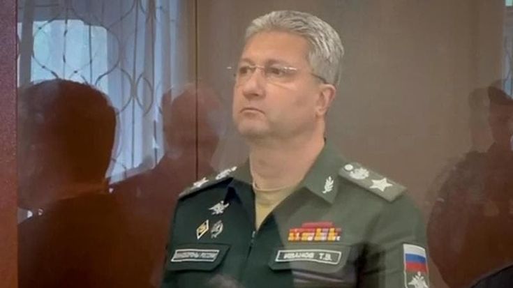 Russia, arrestato in divisa Ivanov, il vice “corrotto” di Shojgu. “È un terremoto politico”