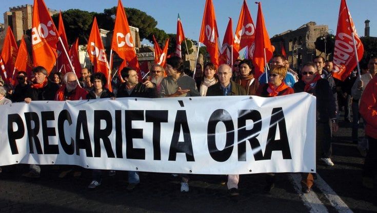 L’era del precariato: quando lavorare diventa supplicare