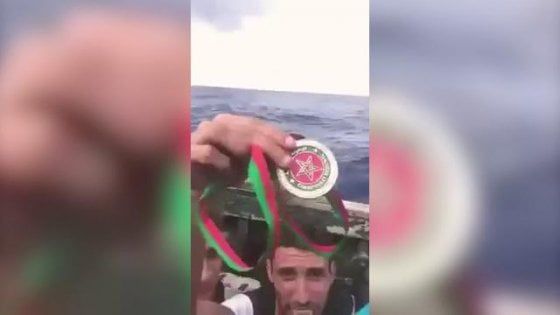 Taekwondo, il migrante Boukharsa imita Muhammad Alì. Medaglia gettata in mare: ''E' inutile''