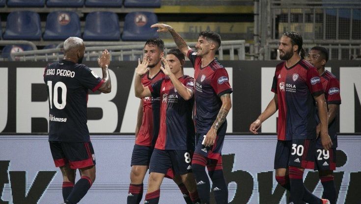 Coppa Italia, Verona e Cagliari avanti senza problemi