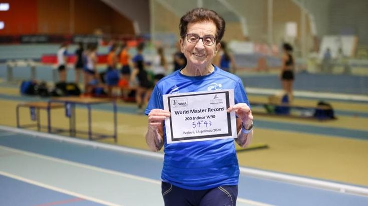 Emma Mazzenga nella storia, a 90 anni record del mondo sui 200 metri. “E non finisce qui, posso fare meglio”