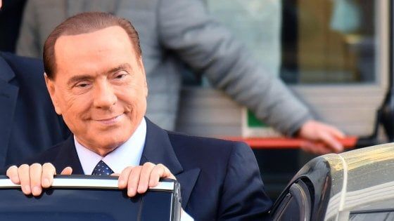 Elezioni, Berlusconi: "Via tasse casa, auto, successioni". E "toglieremo appello per gli assolti"