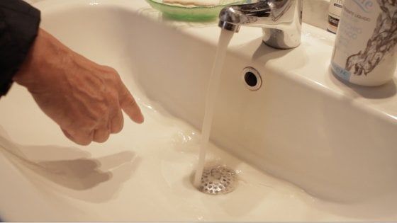 Legionella a Busto Arsizio, focolaio localizzato in un quartiere: due anni fa i casi a Bresso e nel Mantovano
