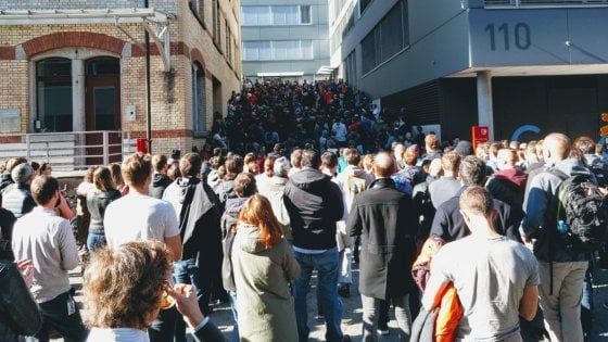 La protesta mondiale delle impiegate di Google per lo scandalo molestie