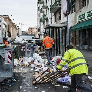 Tariffe: rifiuti d'oro, in 5 anni +22,6%. Lazio la Regione più cara  