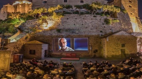 Il grande cinema al chiaro di luna è l’incanto di Ischia Film Festival 