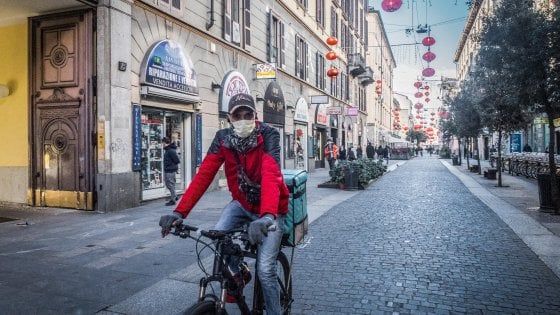 Effetto coronavirus sul turismo a Milano: "A febbraio 8 milioni di euro persi negli alberghi per le presenze cinesi azzerate" 