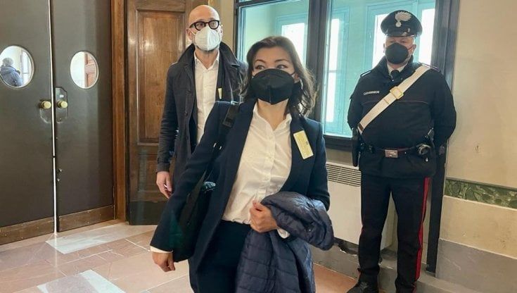 Caso Shalabayeva, i pm romani: "La donna aveva passaporto falso. Nessuna pressione dalla polizia"