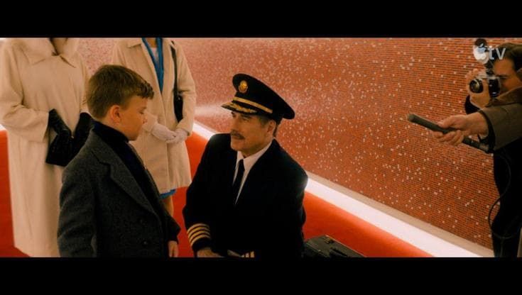 "Volo notturno per Los Angeles", il debutto da regista di John Travolta