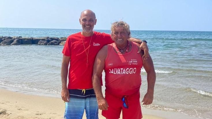 Due fratelli rischiano di annegare al Circeo, salvati dai bagnini eroi Centola e Bravo